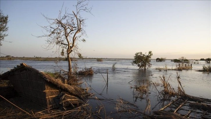 Afrika'nın güneydoğu kıyılarını etkileyen Freddy Kasırgası'nda ölü sayısı 400'e yakla