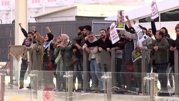 Almanya Cumhurbaşkanı Steinmeier’e, İstanbul’da "İsrail" protestosu
