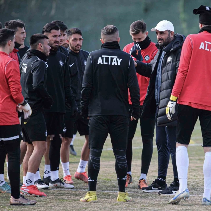 Altay’ın kritik Adanaspor sınavı
