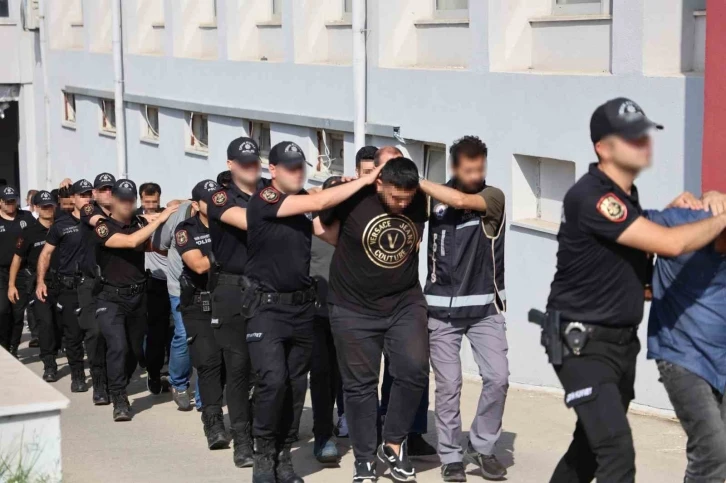 “Altınyüzük” organize suç örgütüne yönelik yapılan operasyonda 28 kişi tutuklandı
