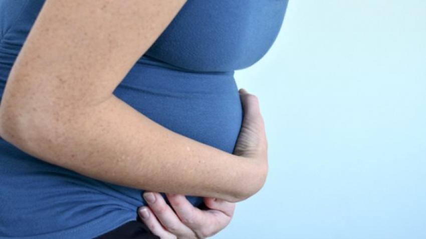 Sancılanan 7 aylık hamile kadın şok yaşadı