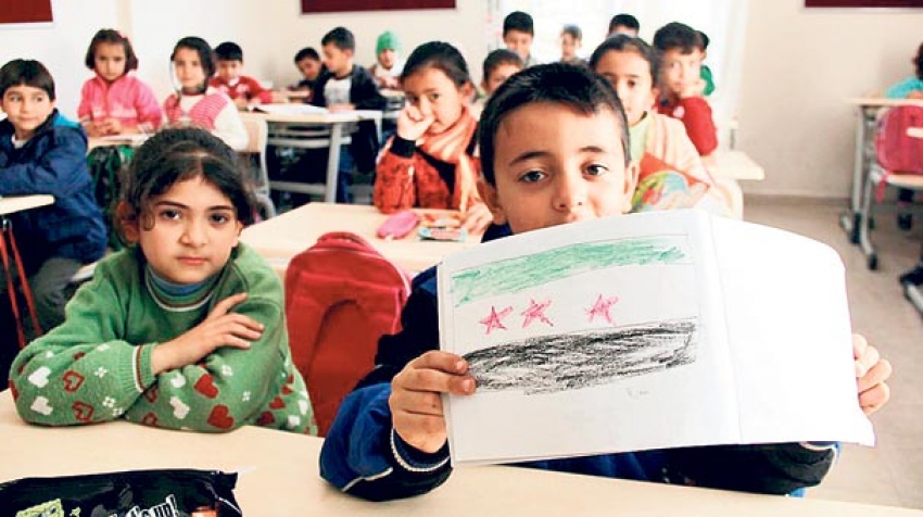 Atanamayan öğretmenler Suriyelileri eğitecek