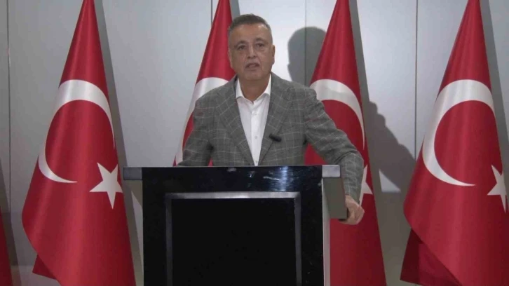 Ataşehir Belediye Başkanı İlgezdi CHP’den istifa etti: "CHP’de bir kıyım hareketi yapılıyor"
