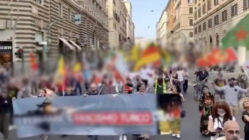 Roma'da skandal gösteri!
