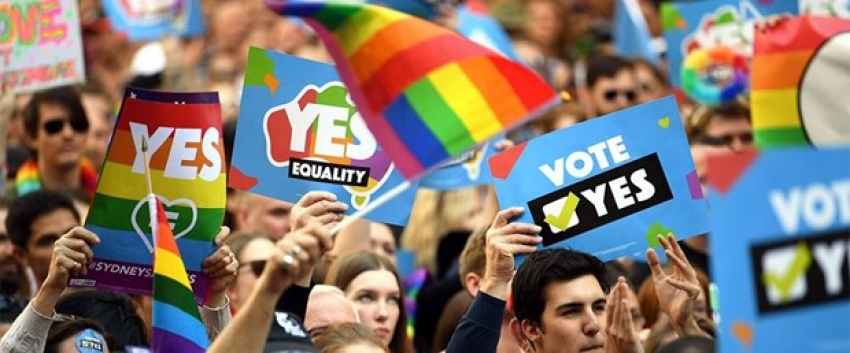 Avustralya'da eşcinsel evliliklerle ilgili oylama