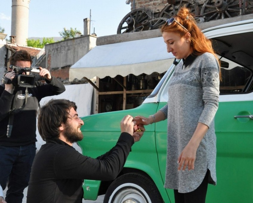 Bursa'da Türk filmlerini aratmayan evlilik teklifi