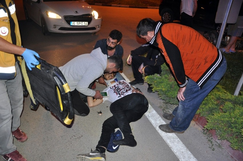 Bursa'da Suriyeli gençler ölümden döndü