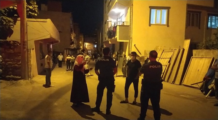 Bursa’da virüs halayına polis baskını