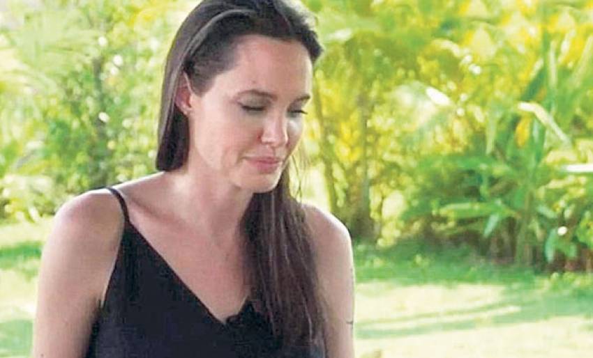 Angelina Jolie'nin ayrılık gözyaşları!