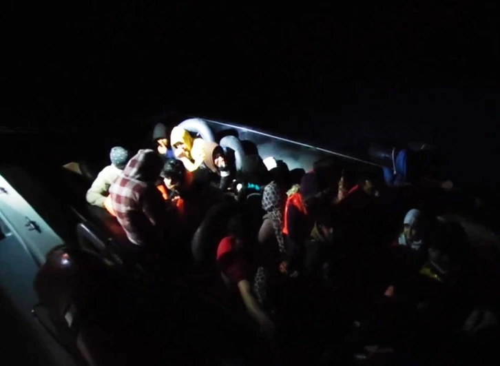 Ayvacık açıklarında 29 kaçak göçmen yakalandı