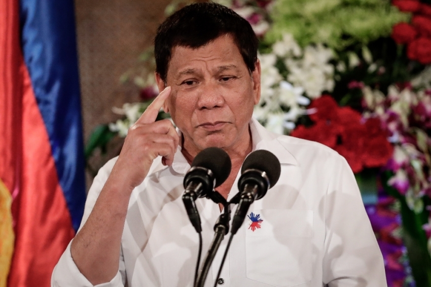 Filipinler Devlet Başkanından şok cinayet itirafı