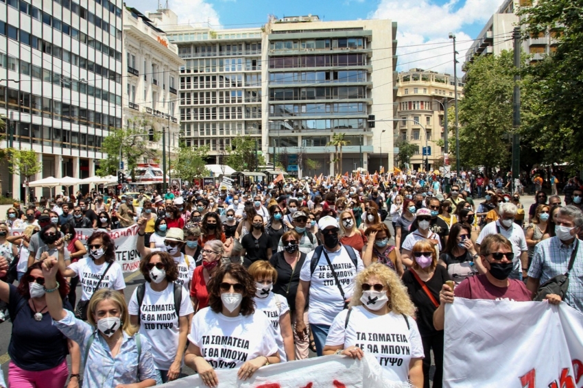 Yunanistan’da yeni çalışma yasasına karşı genel grev
