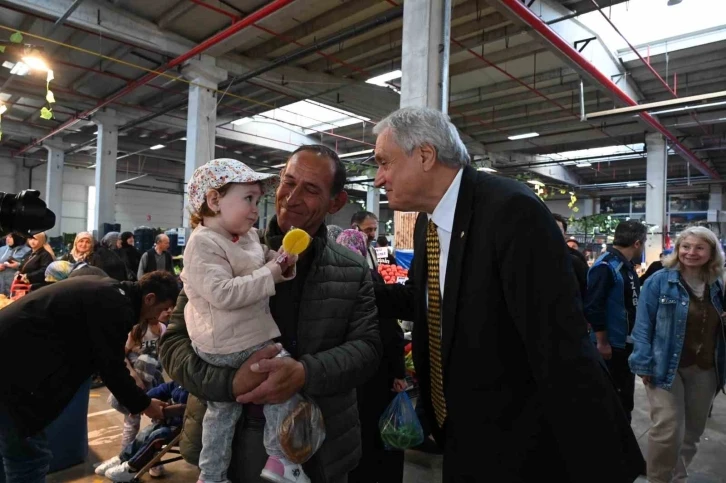 Başkan Bakkalcıoğlu’ndan kapalı pazara ziyaret
