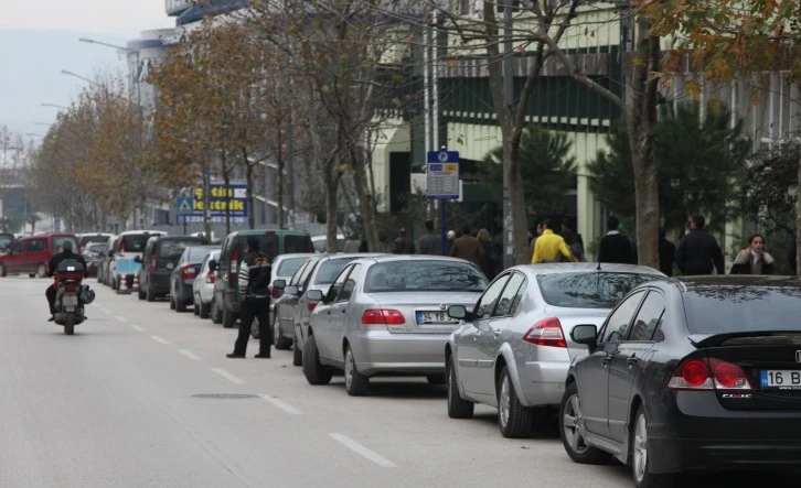 Başkan Bozbey sözünü tuttu; cadde ve bulvardaki BURBAK  noktalarına ücretsiz park edilecek!