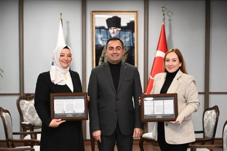 Biga belediye başkanı Erdoğan’dan anlamlı hediye
