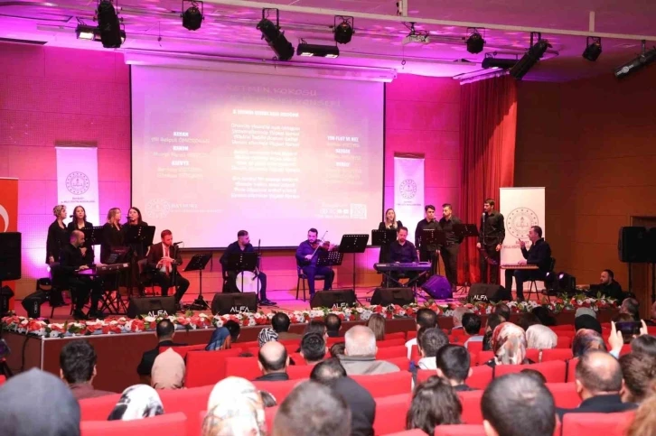 Bayburt’ta Öğretmen Korosu Tasavvuf Musikisi Konseri düzenlendi
