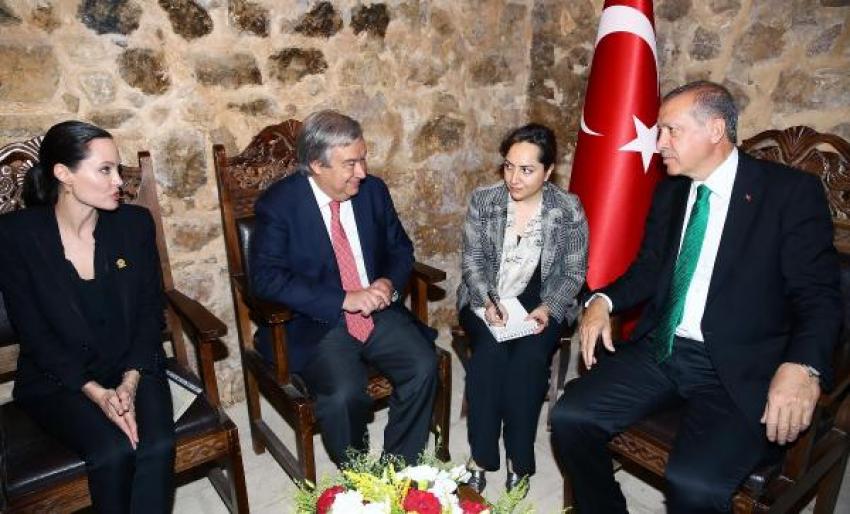 Erdoğan, BM Yüksek Komiseri Guterres ve Angelina Jolie ile bir araya geldi