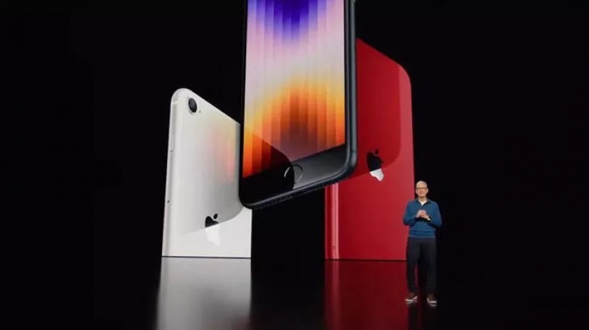 Apple yeni iPhone'nu tanıttı!