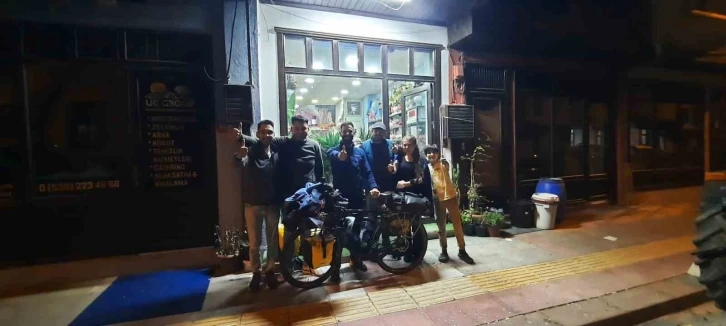 Bisikleti ile Moğolistan’a giden İtalyan fizyoterapist Havran’da kayboldu
