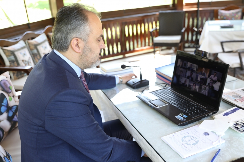 Başkan Aktaş virüse karşı Bursa'da yapılan çalışmaları anlattı