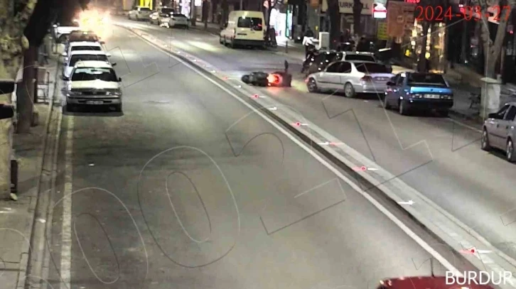 Burdur’da dikkatsiz sürücülerin neden olduğu kazalar kameralara yansıdı

