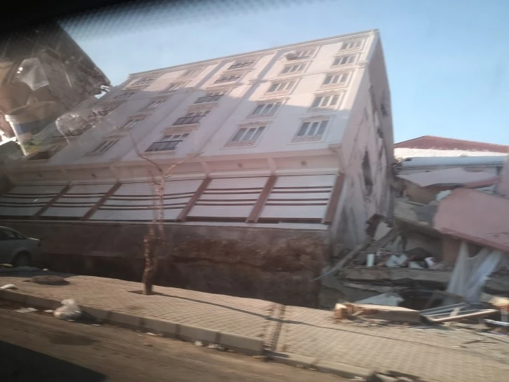 Bursa depreminde kaç bin kişi ölür? Kaç ev yıkılır? 