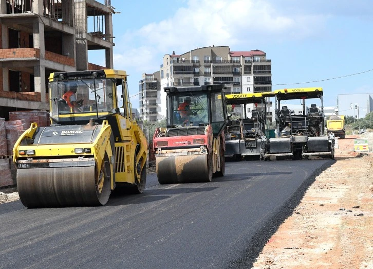 Bursa Osmangazi'de bir yılda toplam 61 bin 550 ton asfalt serildi