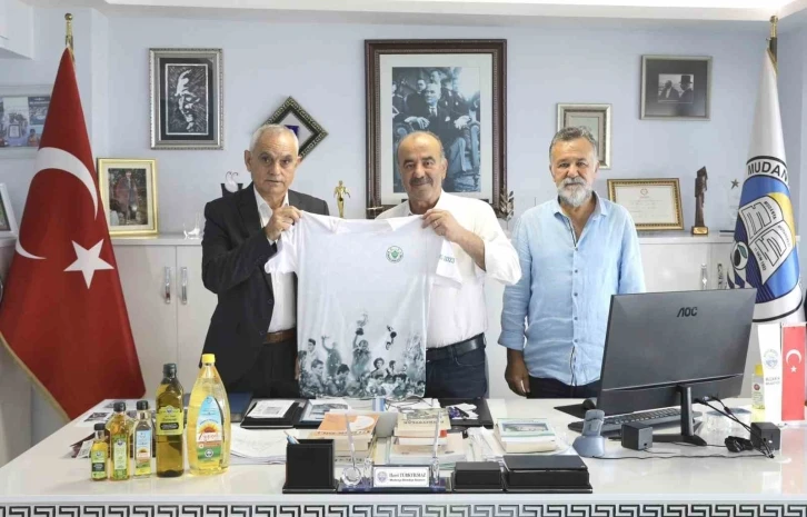 Bursaspor Başkanı Recep Günay, Mudanya Belediye Başkanı Hayri Türkyılmaz’ı ziyaret etti