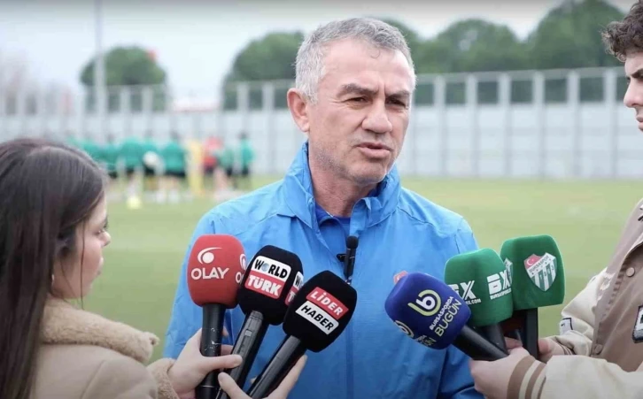 Bursaspor Teknik Direktörü Ümit Şengül önemli açıklamalar yaptı