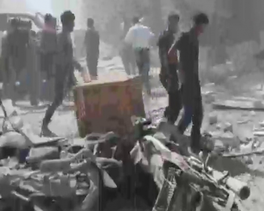 Esad rejimi İdlib’de pazar yerini bombaladı