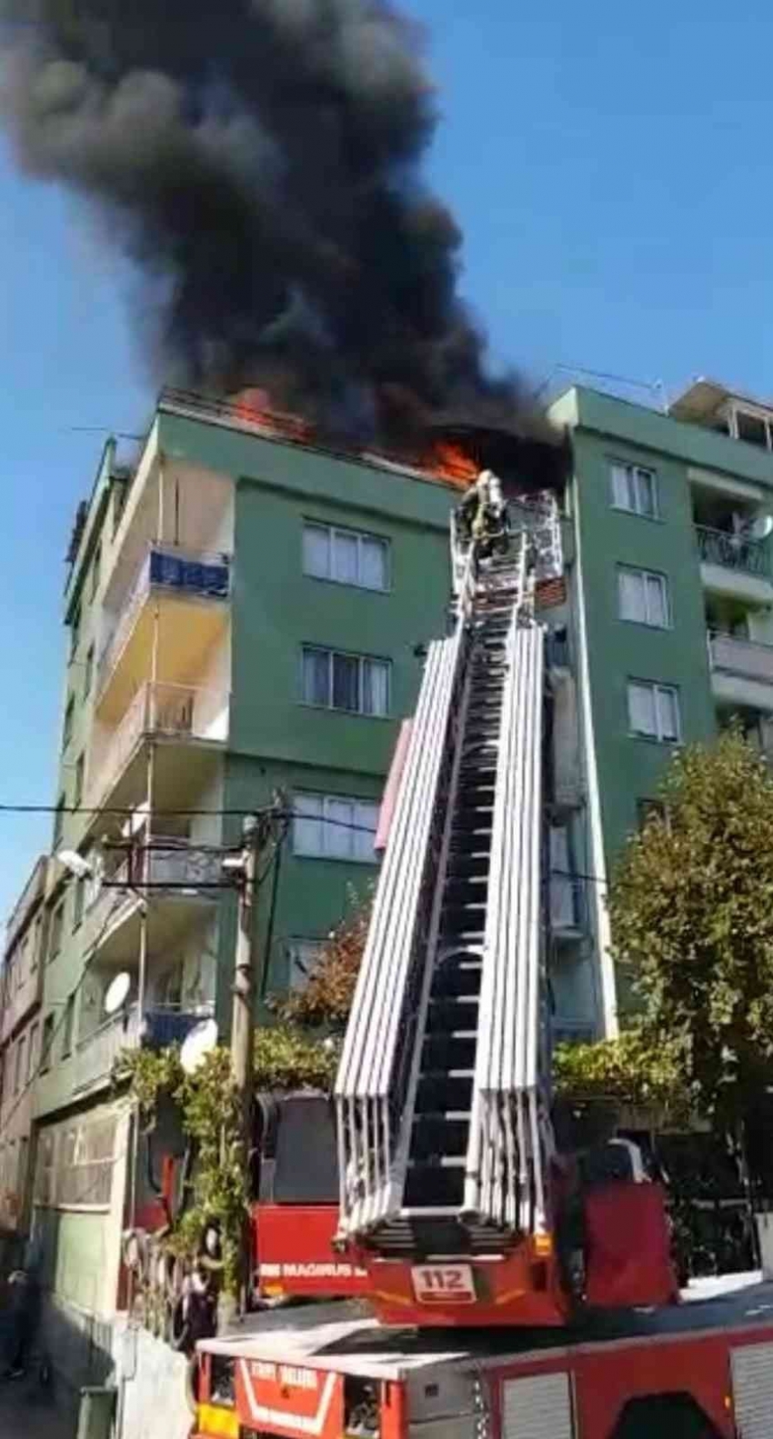 Bursa’da apartman dairesinde yangın