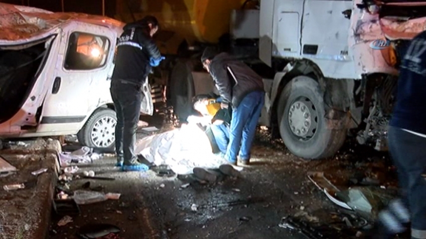 İstanbul’da korkunç kaza: 1 ölü, 2 yaralı