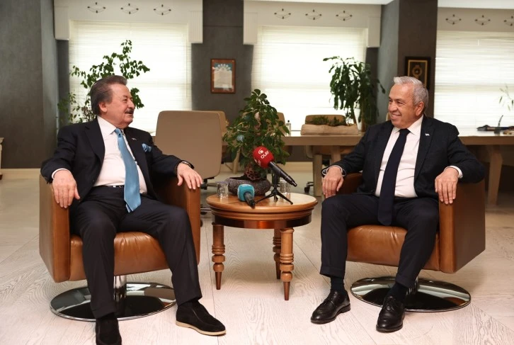 Cavit Çağlar, Nilüfer Belediye Başkanı Şadi Özdemir’in başarılı olacağından emin olduğunu belirtti