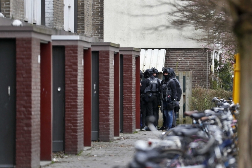 Hollanda’da bir kişi daha gözaltına alındı