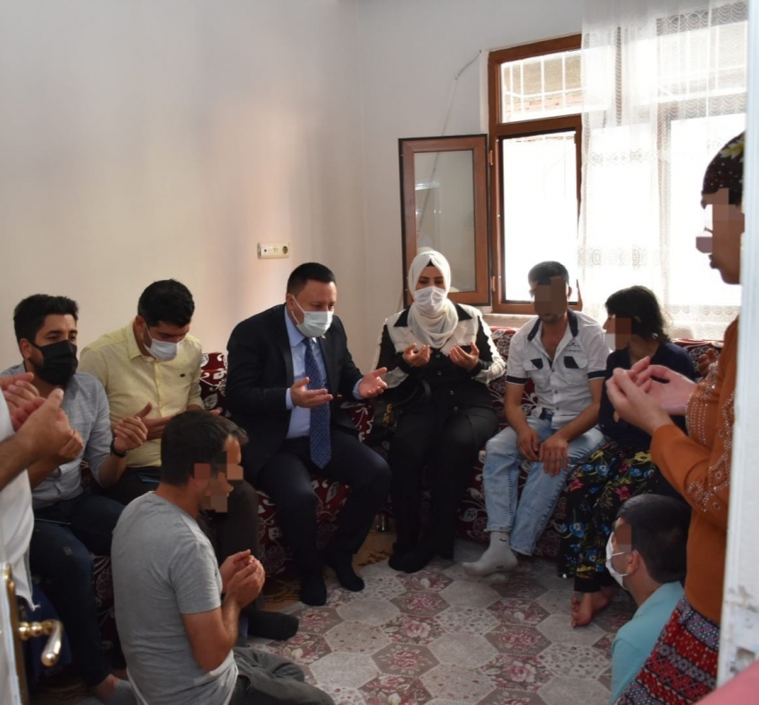 6 çocuğu da engelli olan aileye Başkan Beyoğlu’ndan destek