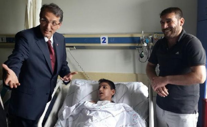 CHP'li milletvekili adayı küçük çocuğu ölümden kurtardı