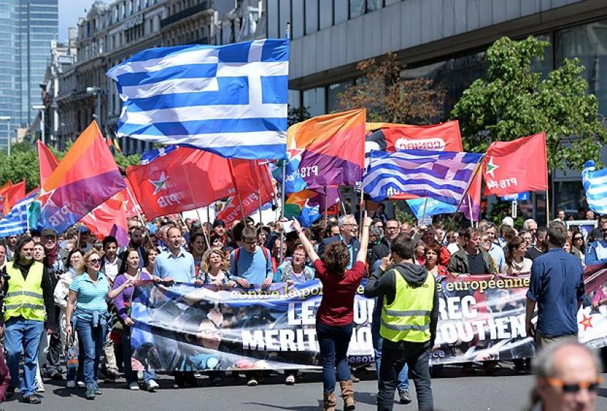 Yunanistan hükümetine destek yürüyüşü
