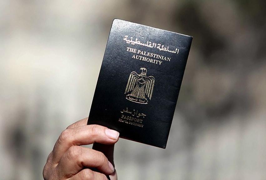 Filistinliler Katar'da 'Filistin pasaportuyla' çalışabilecek