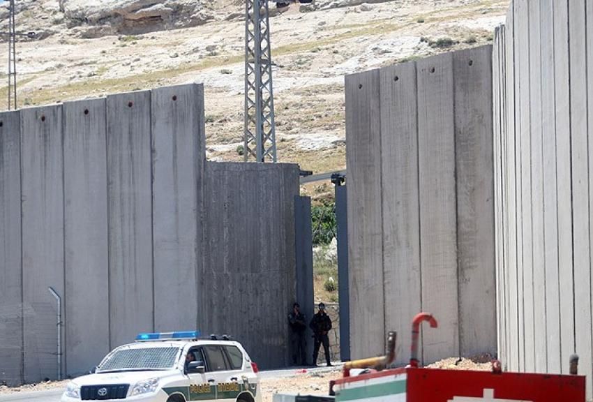 Filistin'den BM'ye 'ayrım duvarı' çağrısı