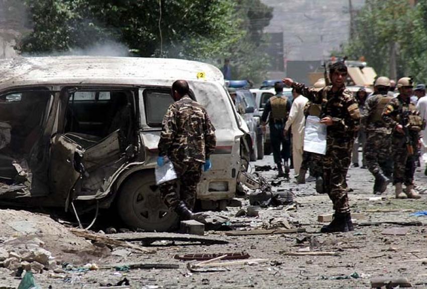 Afganistan'da iftar vakti camiye bombalı saldırı! 25 yaralı