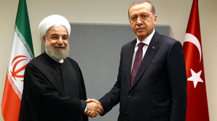 Erdoğan, İran Cumhurbaşkanı Ruhani ile görüştü!