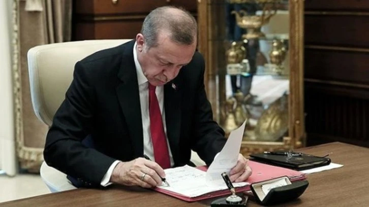 Cumhurbaşkanı Erdoğan'dan gece yarısı çok sayıda atama 