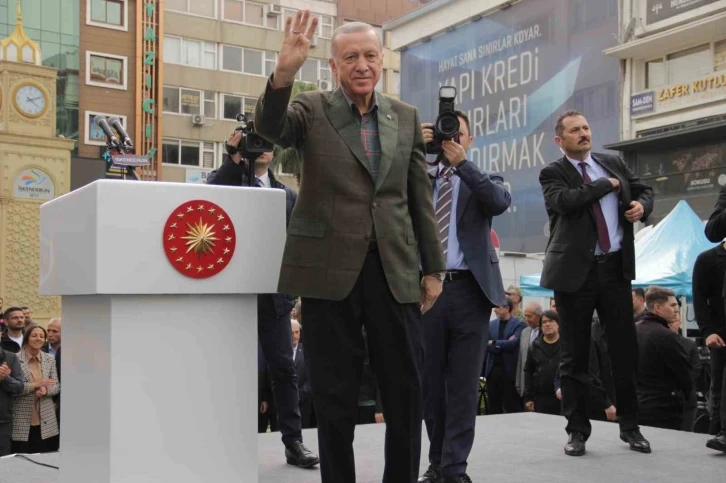 Cumhurbaşkanı Erdoğan: "Bir yılda 319 bin konut, toplamda 650 bin konut yapacağız"
