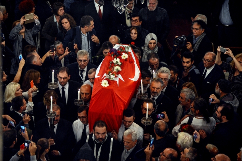 Ara Güler için Üç Horan Ermeni Kilisesi’nde tören