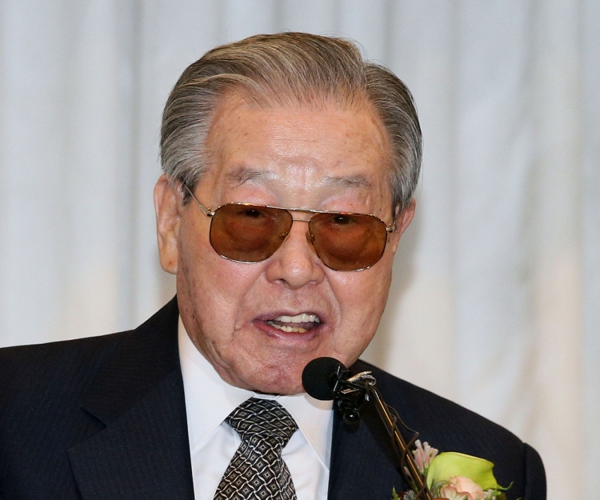 Eski Güney Kore Başbakanı 92 yaşında öldü