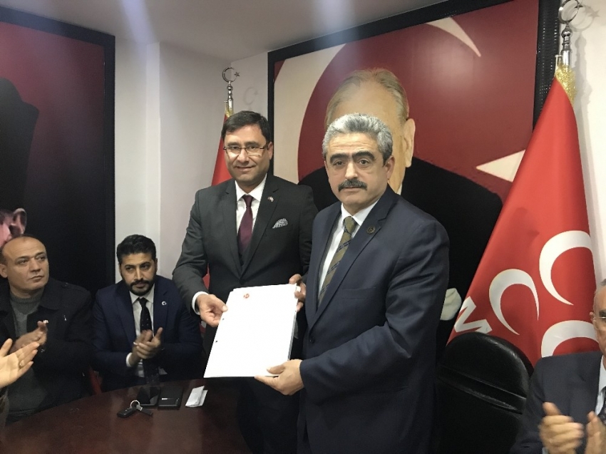 MHP Kuşadası’nın yeni İlçe Başkanı Murat İnan oldu