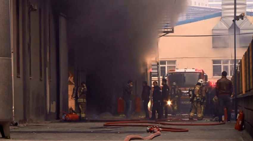Bağcılar’da tekstil fabrikasında yangın