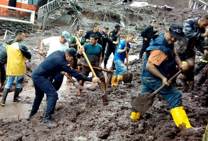 Kolombiya'da toprak kayması: 17 ölü