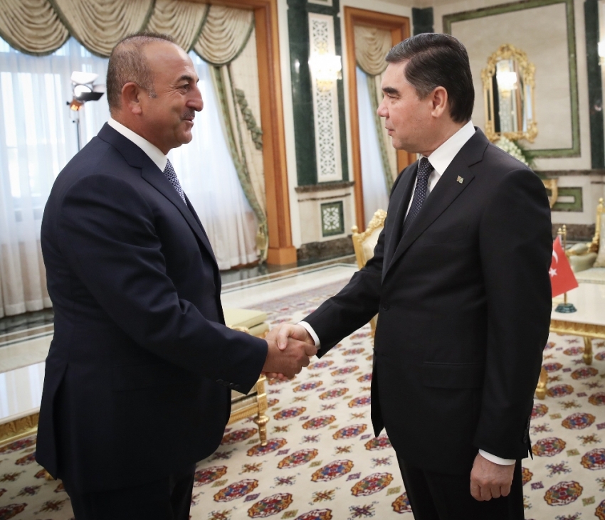 Çavuşoğlu, Türkmenistan Başbakanı ile görüştü