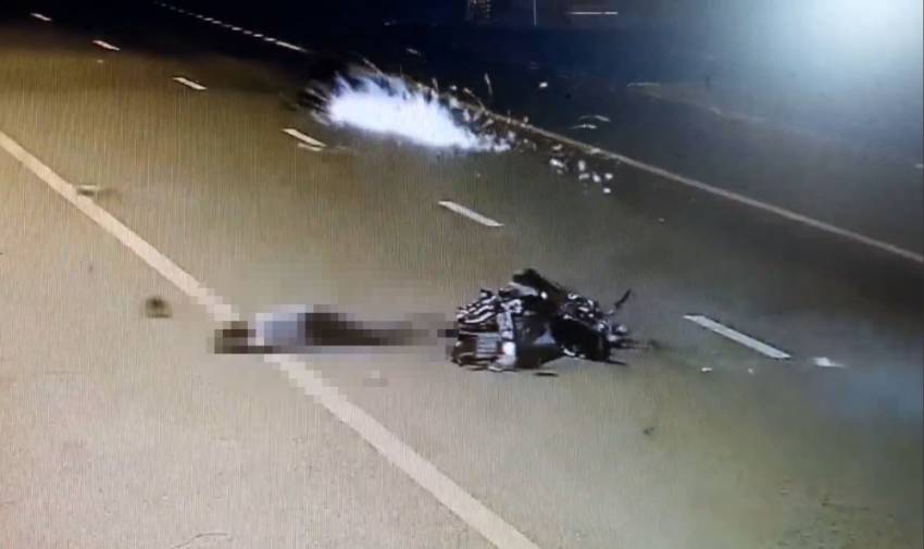 Motosiklet motosiklete çarptı: 1 ölü